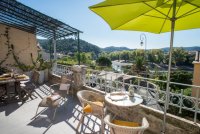 Terrasse avec vue impregnable ©MidiMaison