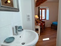 Siran- La Petite Romance - Salle d'eau  (1) © simonne laure