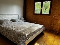 CHALET LE PEYRAL _ CHAMBRE- 140325 © HPLANES